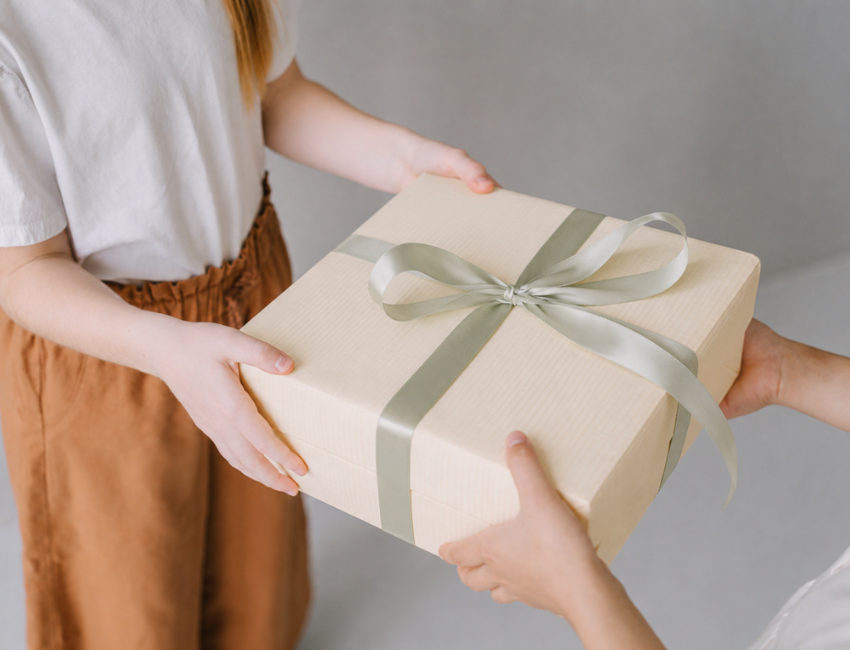 Thoughtful Gifts for the Friend Who Has Great Taste